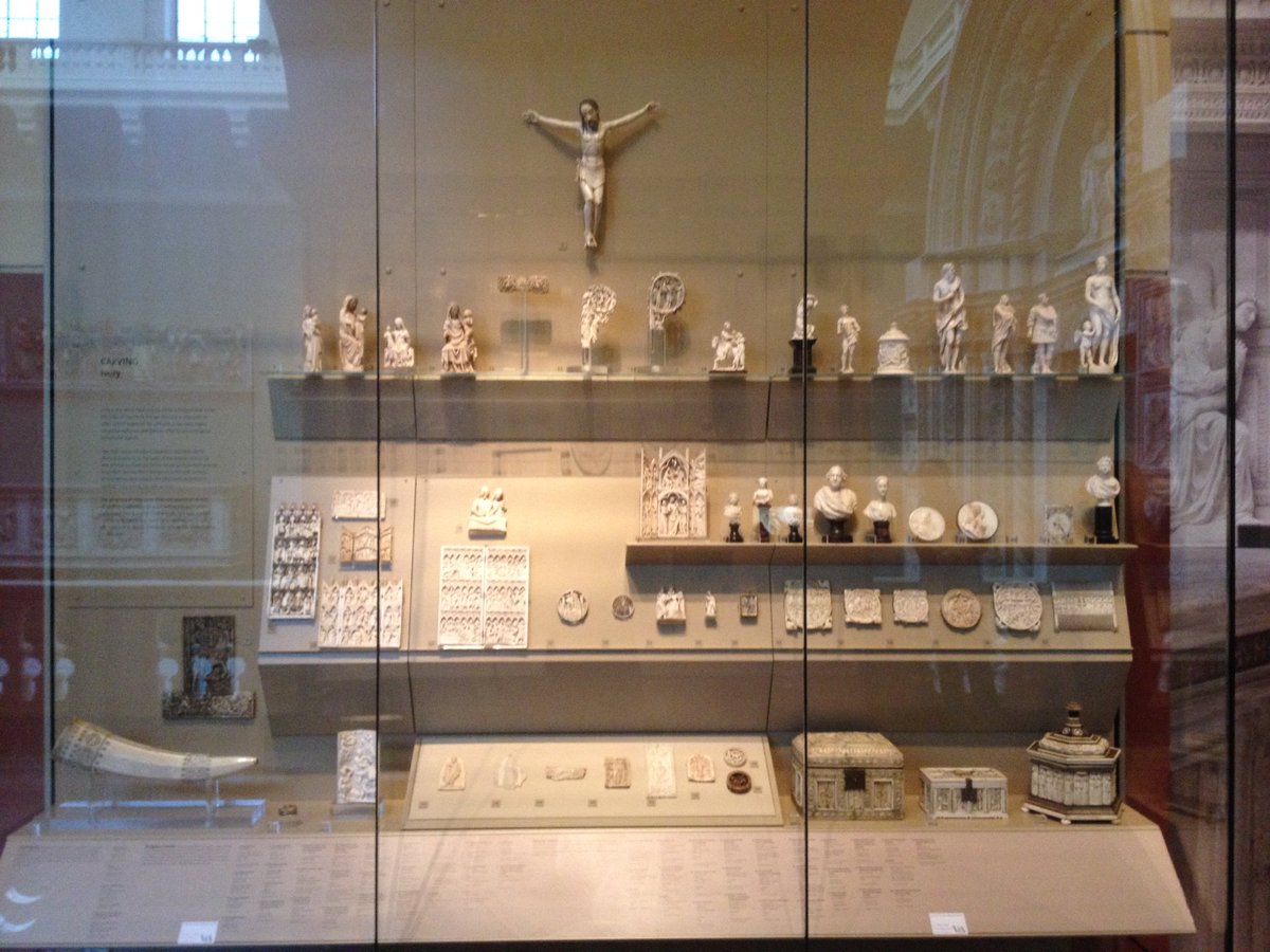 CharlyCrump's tweet photo. Astounded that in their #ivory exhibit the @V_and_A fail to mention that #elephants and #rhinos die when their ivory is 'extracted' - not everyone realises and thinks it's like having teeth pulled. #responsiblecuratiom like @Whatcom_Museum is needed to explain #elephantextinction https://t.co/1t80Am7LTm