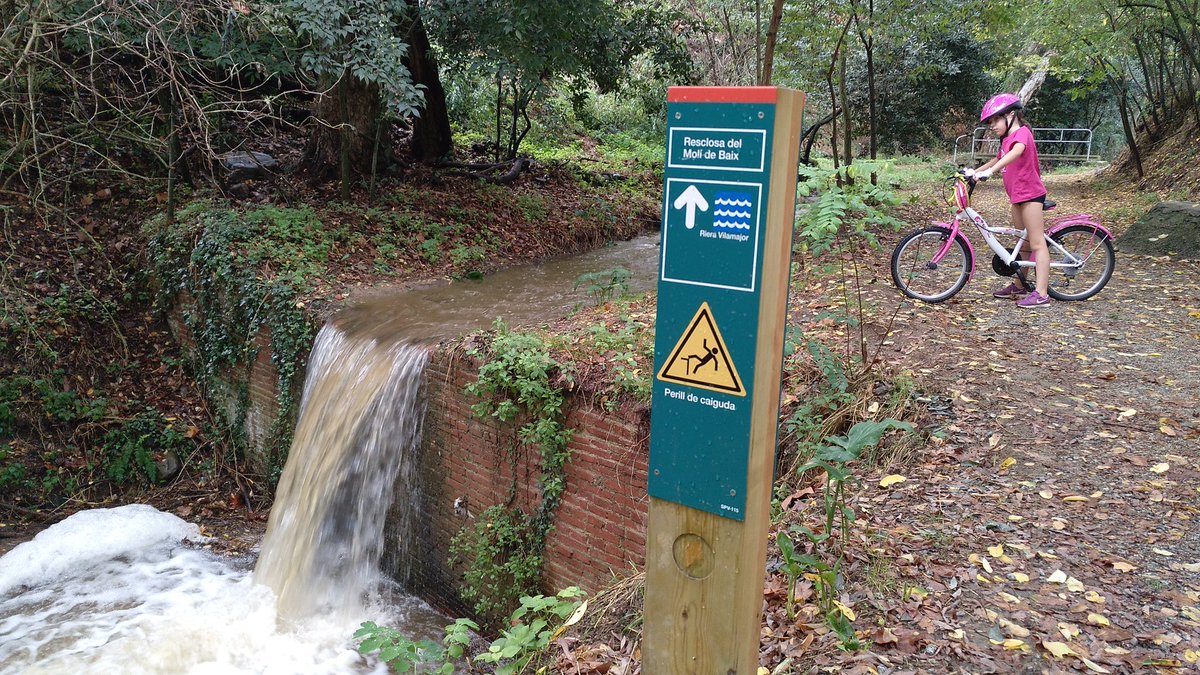 jordirodoreda3's tweet image. Riera de Vilamajor, migdia 14 d'octubre. Sant Pere de Vilamajor.