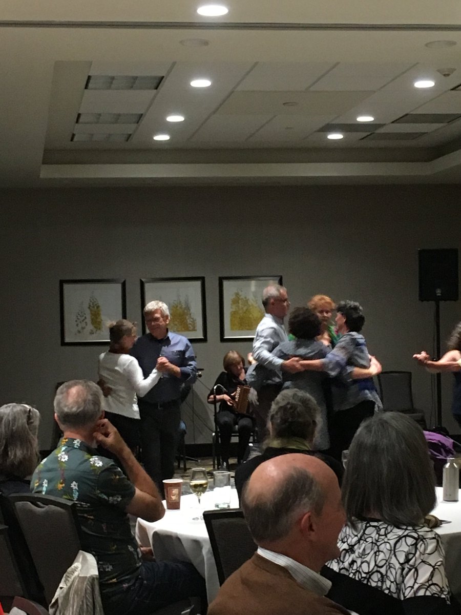 OttawaCCE's tweet photo. Dinner-ceili after the AGM the Hamilton Irish Arts, ceol and craic to be had on Saturday night #irishtraditionalmusic #traditonalirishmusic #HamiltonCCE https://t.co/NybuWEKcMA