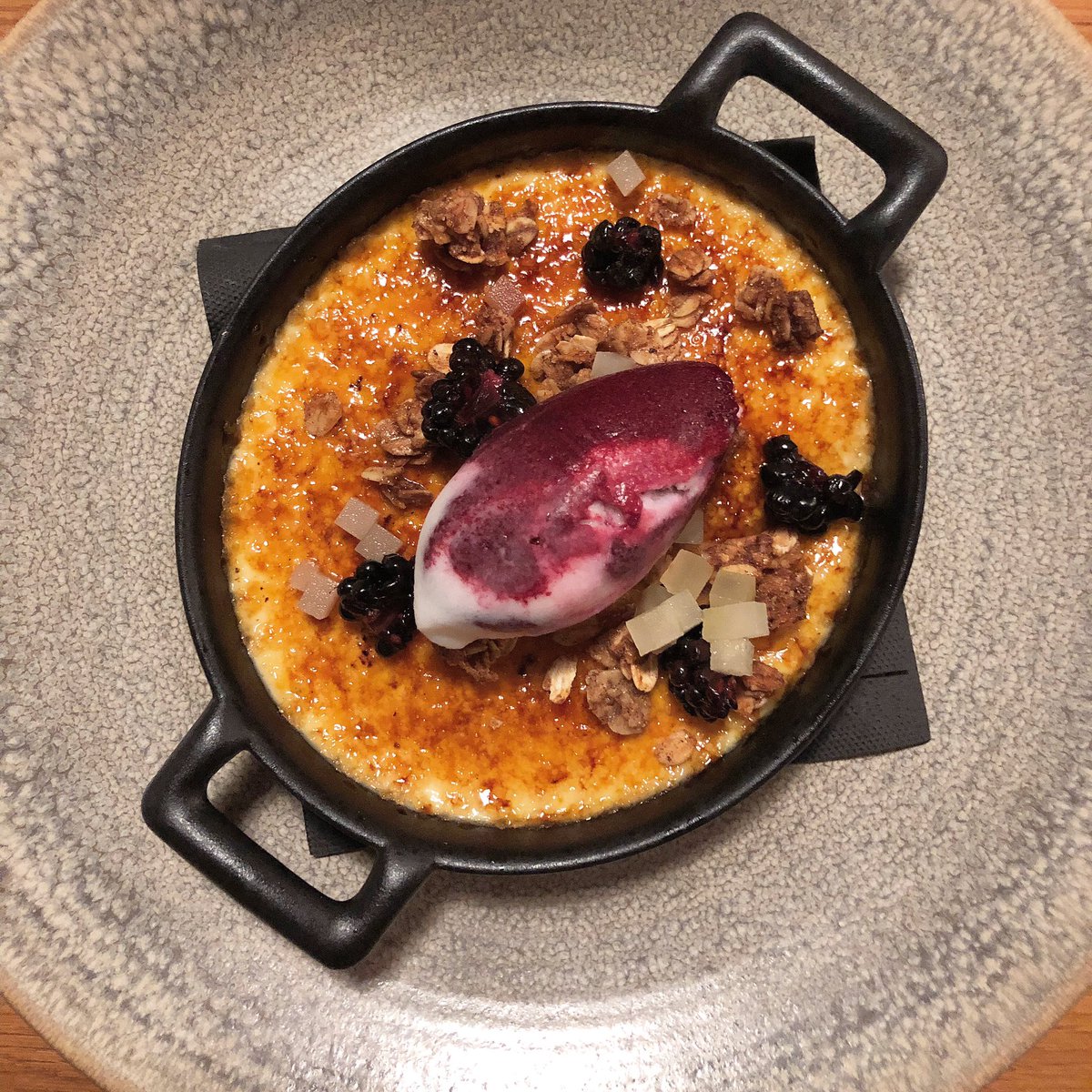 thoughtful_cook's tweet photo. It’s #NationalDessertDay and all I can think about is the blackberry and spiced crumble #cremebrulee I had a few weeks ago at @thewoodspeen near #Newbury. Take me back! https://t.co/KnoQruLs5d