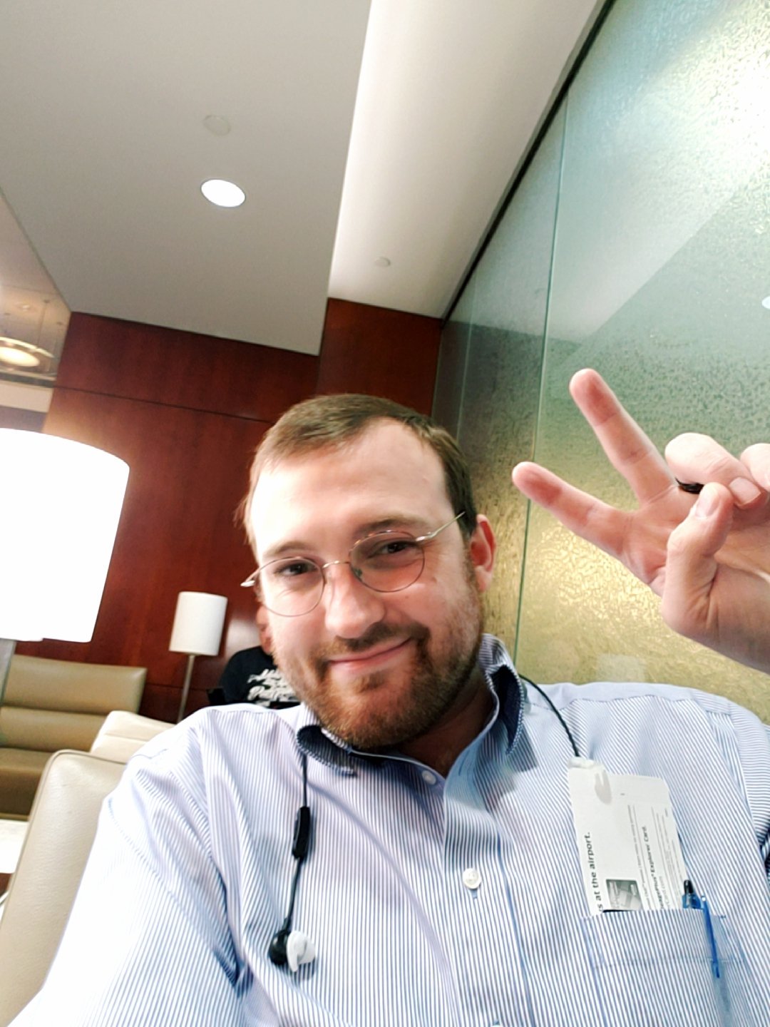 Charles hoskinson twitter Charles hoskinson twitter
