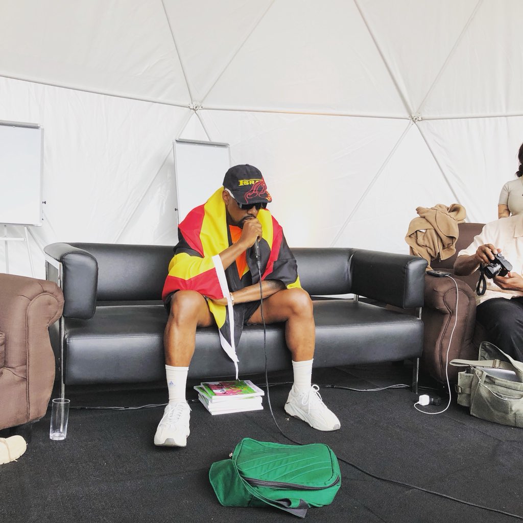YesJulz's tweet image. Live from Uganda 🇺🇬 @kanyewest