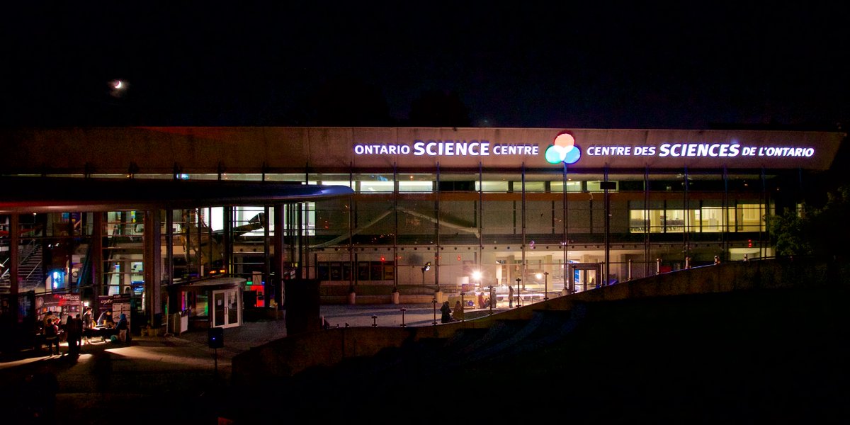 RASCTC's tweet image. MDA Aerospace Engineer Natalie Panek at the Ontario Science Centre’s World Star Party. @nmpanek @OntScienceCtr @rasc #RASC #worldstarparty