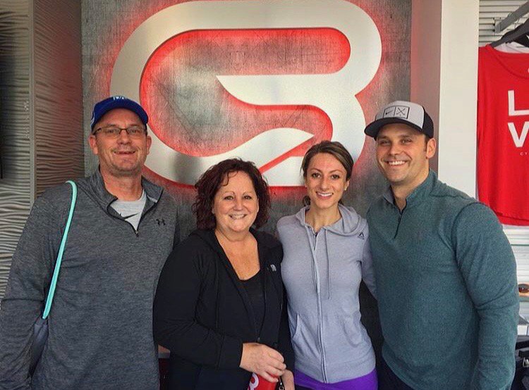 CycleBar_Troy's tweet photo. A family who sweats together stays together. 💪🏻💦
Commiting 45 minutes to Ride together on the weekends!!!
#CycleBarTroy #CBFamily

We love our Riders, they truly are a part of our Cyclebar Family! https://t.co/3kdpXfECXn