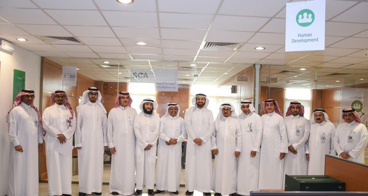 SCA2030's tweet photo. قام معالي وزير الصحة د. توفيق الربيعة بزيارة لمقر الهيئة السعودية للمقاولين حيث تم إطلاع معاليه على استراتيجية الهيئة وأهدافها بالإضافة للمبادرات وخطط تطوير #قطاع_المقاولات https://t.co/2n5GXrz4tQ