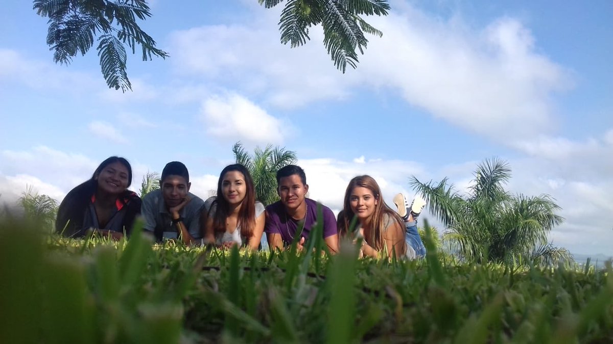 Soy_cruz's tweet photo. Algunas figuras el CONAFE Promotoras, Supervisores, Capavtadores y Adistentes de #ConafeCompostela en la que fue una semana de formación. #SomosFamiliaConafe y se trabaja por #Nayarit porque #DondeestaelaCONAFEtodosaprenden https://t.co/GK5AIe5bxq