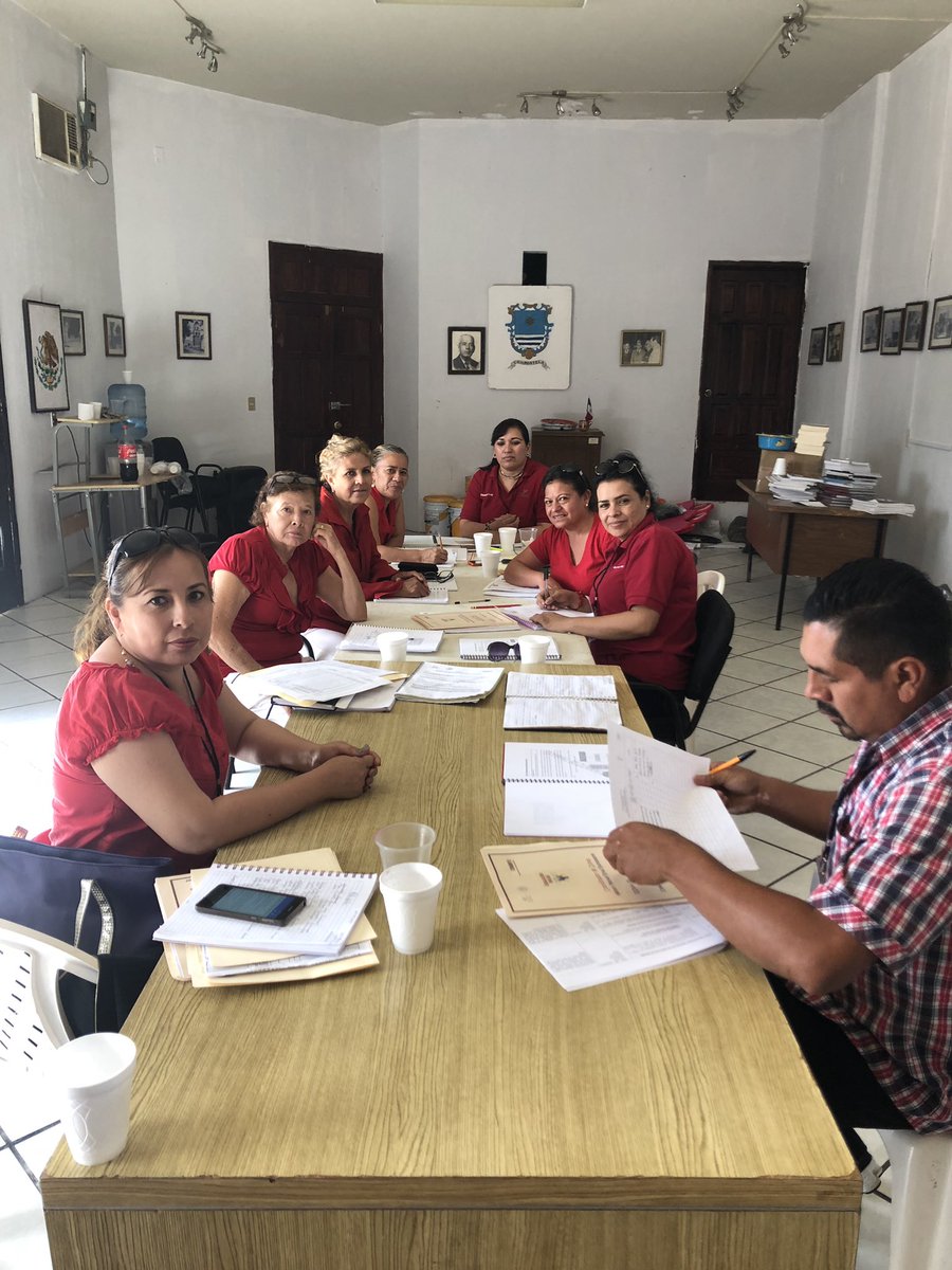 Soy_cruz's tweet photo. Algunas figuras el CONAFE Promotoras, Supervisores, Capavtadores y Adistentes de #ConafeCompostela en la que fue una semana de formación. #SomosFamiliaConafe y se trabaja por #Nayarit porque #DondeestaelaCONAFEtodosaprenden https://t.co/GK5AIe5bxq