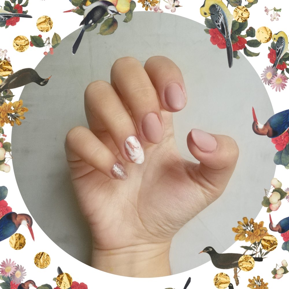 Velveteen_A's tweet photo. Ayer fui al curso intensivo de uñas para volverme una profesional y WOW, llegué como la izquierda y salí con ESAS PRECIOSAS UÑAS DE LA DERECHA IMSHOOK de todo lo que aprendí ♥♥♥♥♥
#NailsClub https://t.co/cDvQU2Fx82
