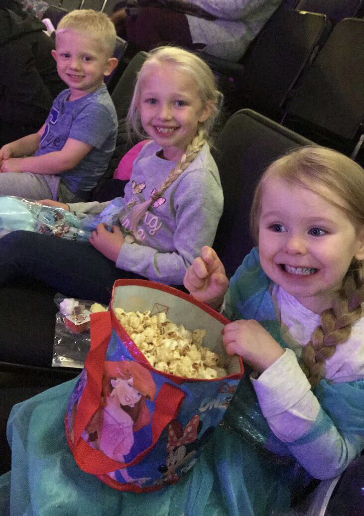 GemOfCourse's tweet photo. #disneyonice #dreambig #manchester https://t.co/xK5DORHKIa