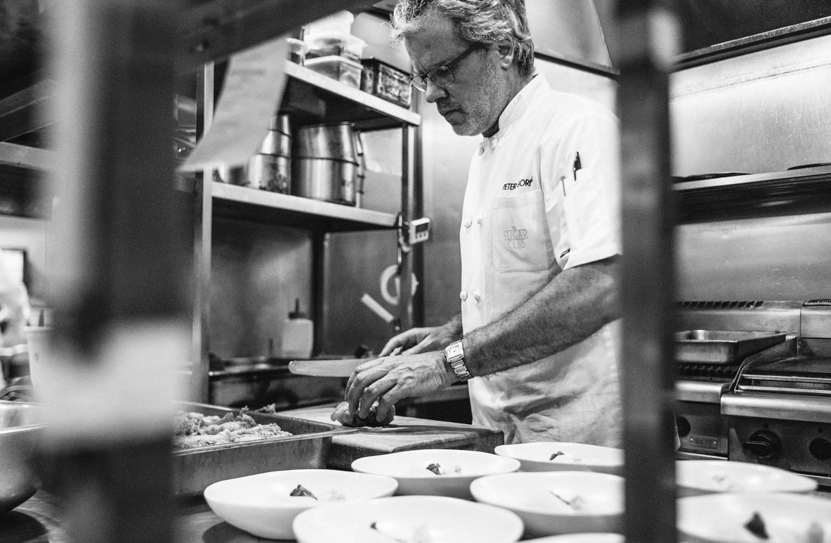 theprovidores's tweet photo. Shout out to this INCREDIBLY talented man, our chef-legend Peter Gordon. Last night a 300-seat fine dining charity dinner set up by Peter, was hosted @SKYCITYAkl and has raised more than $1.25million since 07 for Leukaemia &amp; Blood Cancer @LBCNZ. AMAZE! Please RT to show the ❤️ https://t.co/tuZHB2tyLp
