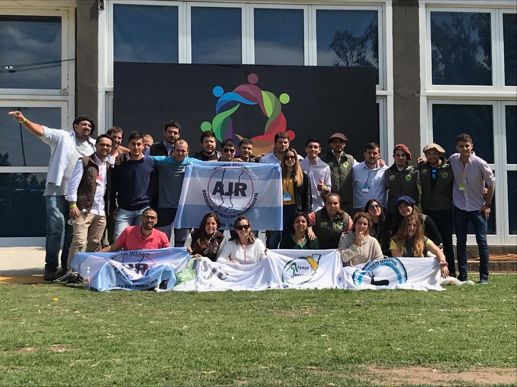 AteneoSRLC's tweet photo. Congreso juventud CRA #jesusmaria2018 #AteneosEnMovimoento  Ateneo Carsfe presente.. https://t.co/2aduRQIFua