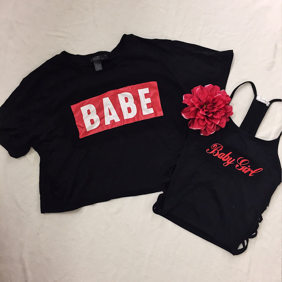 platosguelph's tweet photo. That moment when you realize you’re so in love &amp; you want the whole dang world to know you’re their babe! #PlatosClosetGuelph #gentlyused #Conestoga // #StreetwearSociety tank, size M, $7 // Streetwear Society crop top, size M // https://t.co/j7XdV3acqT