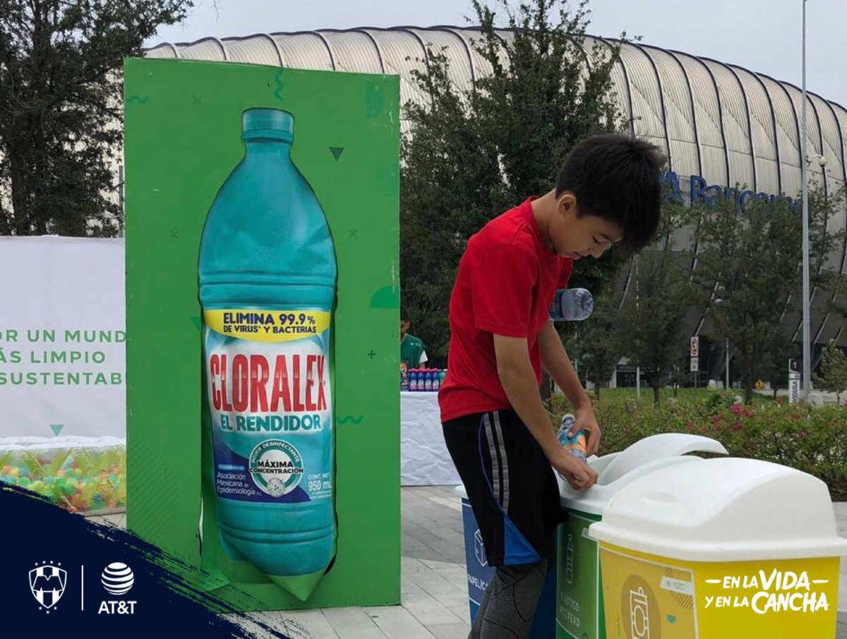Rayados's tweet photo. 🤝| ¡ @GrupoAlEn y Rayados Jugamos Juntos en Domingos #DeGranParque ! Hagamos Equipo por un mundo mejor, promoviendo la cultura del reciclaje ♻️🌎
#PlanetaAzul
#EnLaVidaYEnLaCancha https://t.co/xoNC6MGIpC