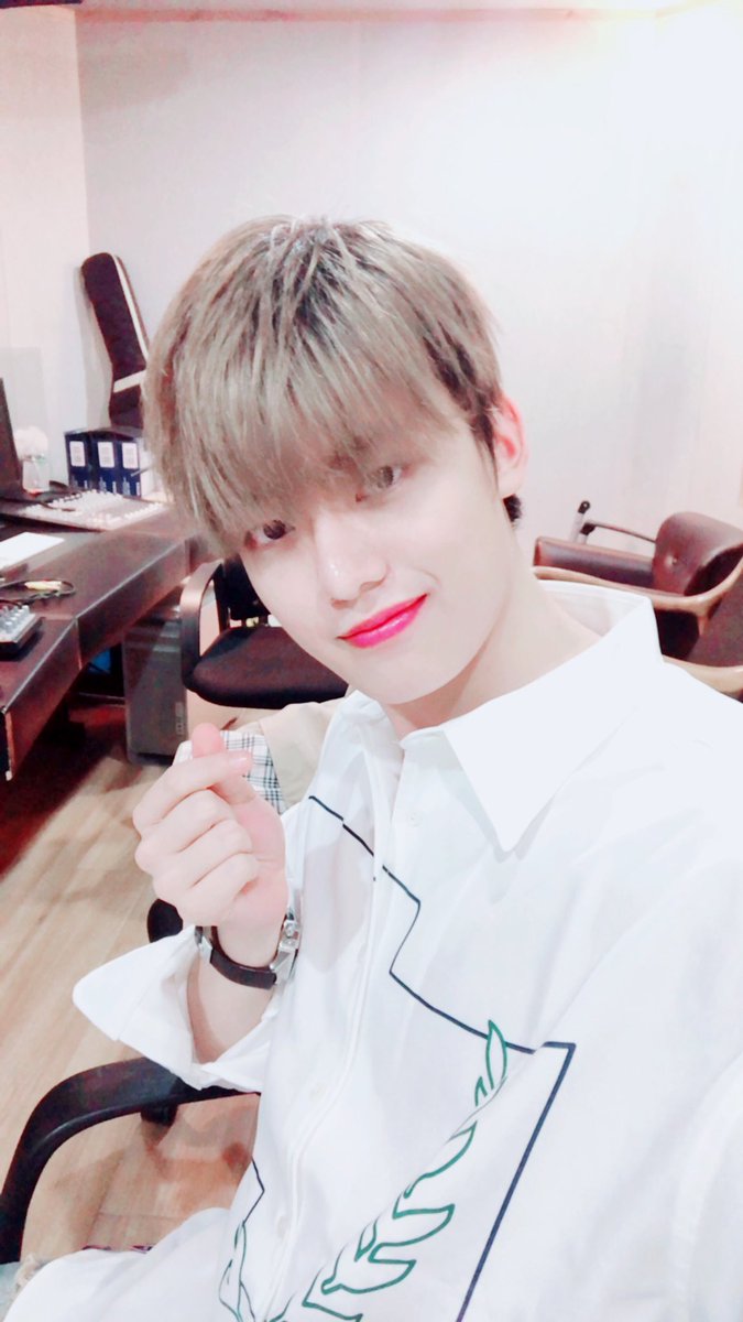 Official_SKYE_'s tweet photo. [#일상의기록📝 by. 인투잇🤙👀🤴🏻😎🐯👼🏻🧚🏻‍♂️] https://t.co/qQQ6FnGoXh