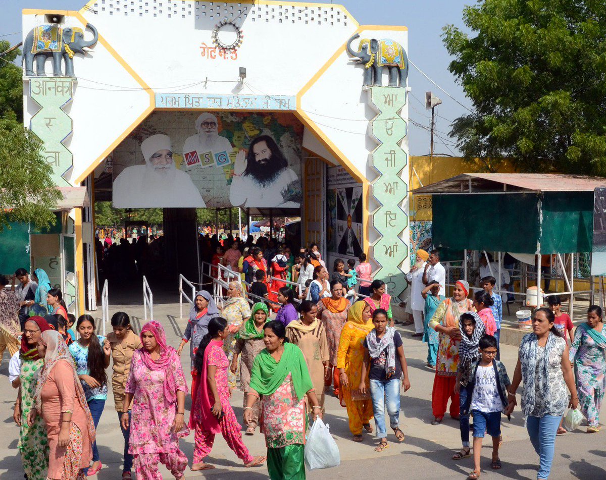 Tarun_Kumar0700's tweet photo. #SpiritualSessionAtDSS @derasachasauda @Gurmeetramrahim good sign for our society https://t.co/16fa0HEICF