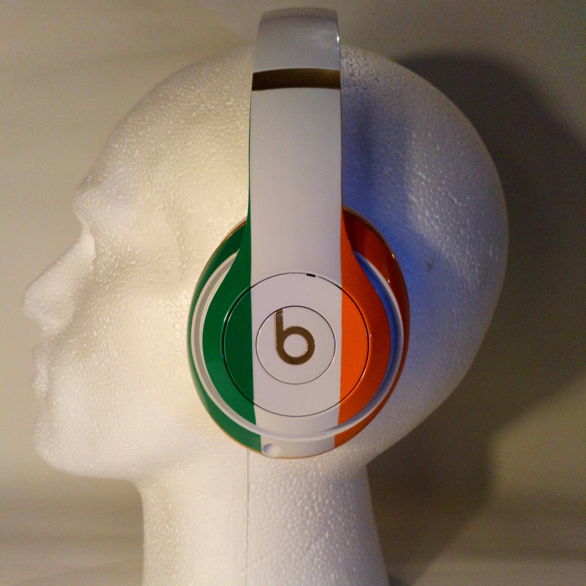 Custom Beats By Dre M666RCU X