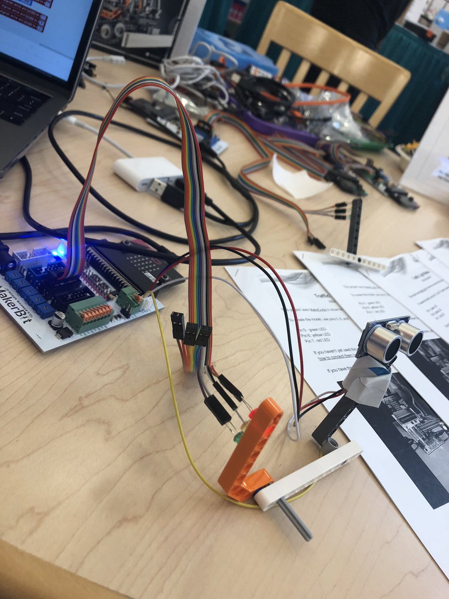 herrplatt's tweet image. Check out the @hyperduino and @microbit_edu #MakerBit at the #FallCUE SteamPunk Playground @cueinc