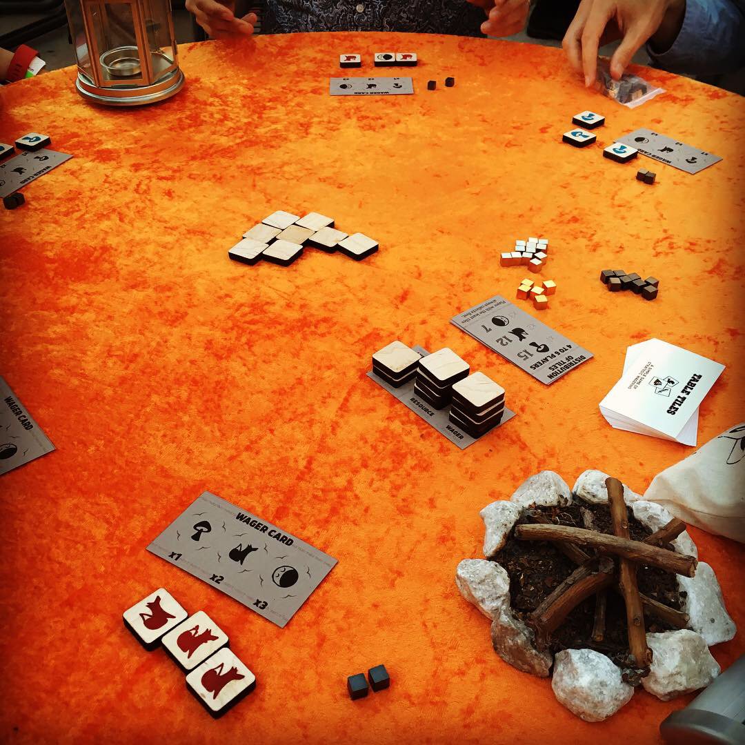 GetPostCurious's tweet photo. Table tiles! An adorable and tactile quick betting game at @IndieCade!
*
*
*
#indiecade #indiegame #tilegame #tabletiles #tabletopgaming #boardgame https://t.co/moZQYHeikE