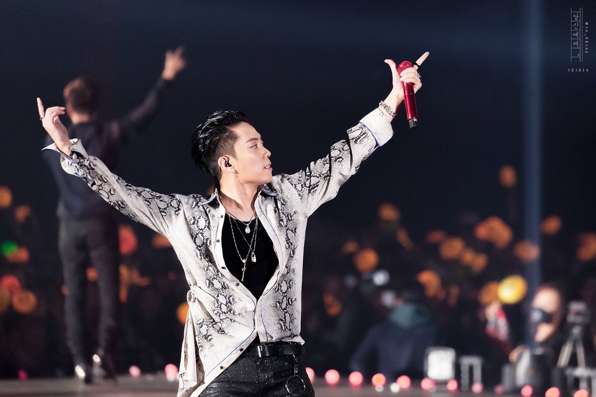 To_6kies's tweet photo. 181014 젝스키스 체조콘서트

#젝스키스 #sechskies #水晶男孩 #은지원 #EUNJIWON #殷志源 #ウンジウォン #지금여기다시 https://t.co/LKbPluAUhC