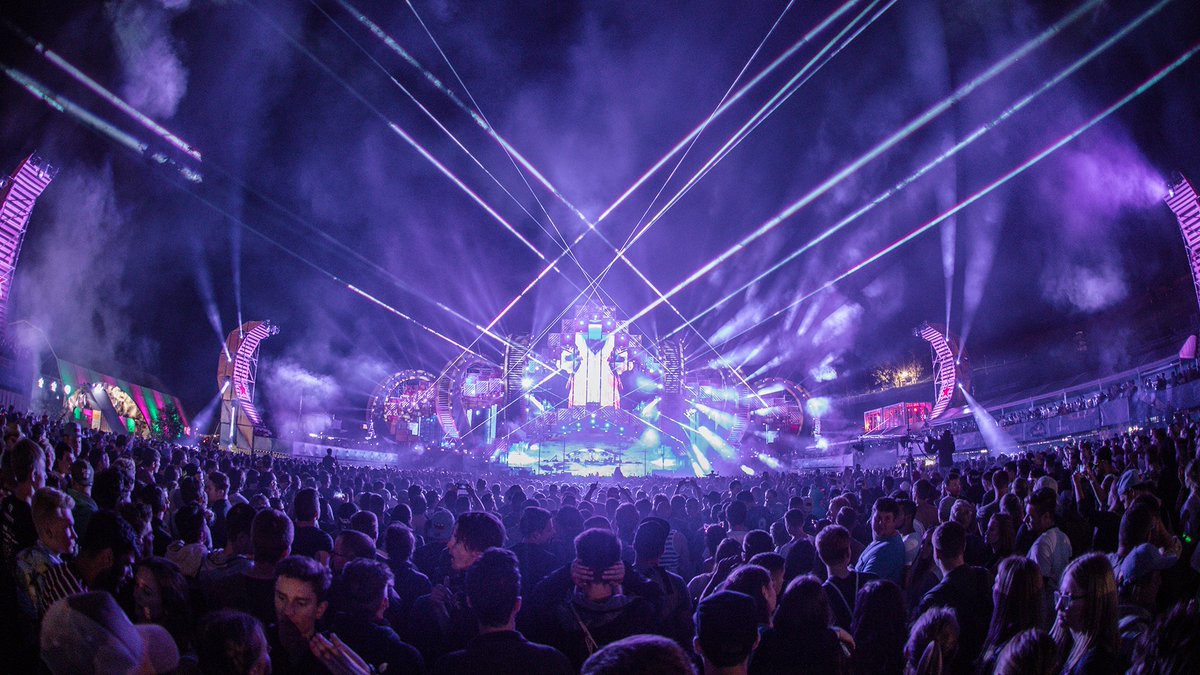 ElectricLoveAUT's tweet photo. Have a nice sunday, lovers! ❤️
#ELF18 #DiscoverYourStory
📸 by Patrick Hofmeier https://t.co/YG79fpJVMO