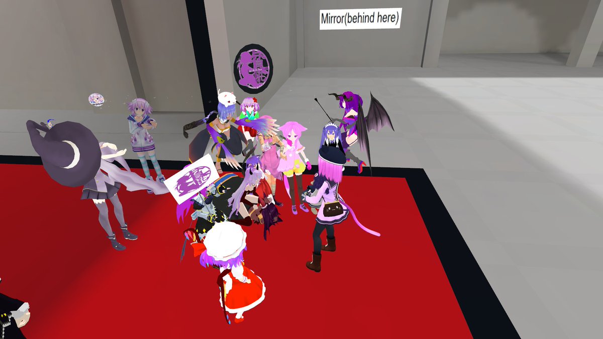 Gaia Cs Le Sur Twitter 今日のvrchat 紫髪交流会に行ったらフォースの面々が そういえば紫の人多かったっけな ぬいぐるみ撮影会に群がる人々 フルトラの民たちがシンクロナイズドスイミングと称して地面に潜るも 触手か何かにしか見えない図 Vrchat 紫