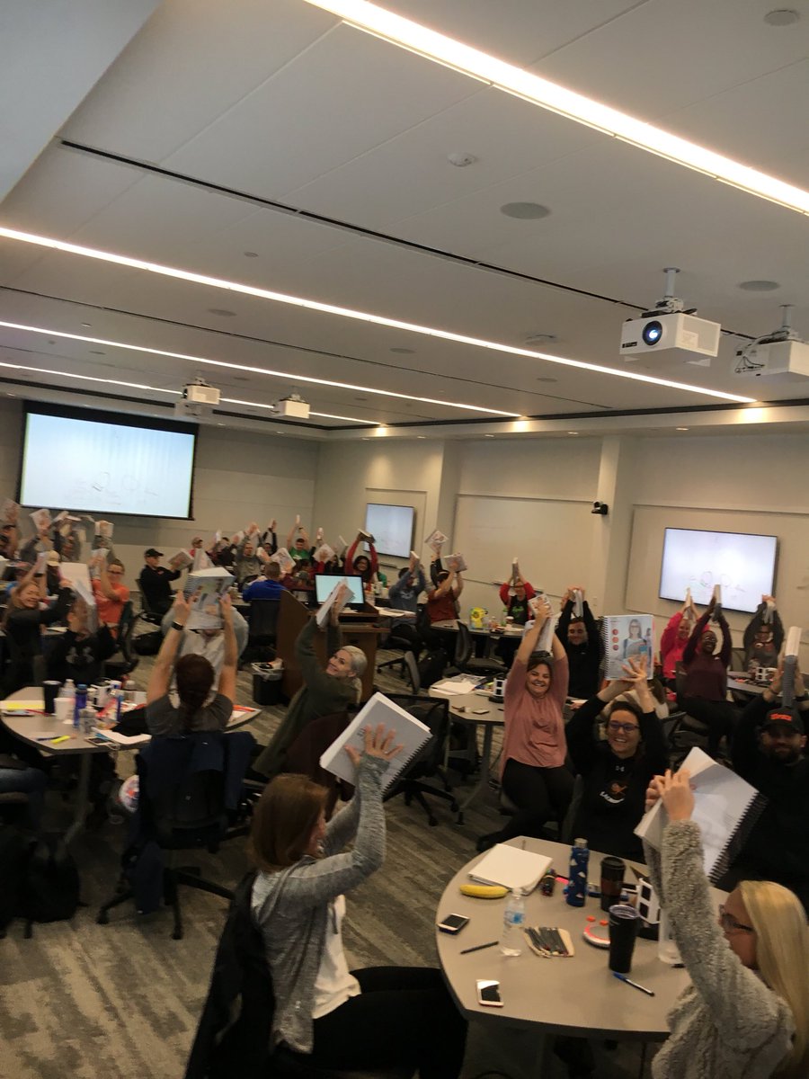 RyanFenska's tweet photo. Just finished a great #KMKweekend @UPIKEOptometry.  Awesome job #Classof2020!  #grit #hardworkpaysoff @KMKOptometry https://t.co/9qvtCnyNWU