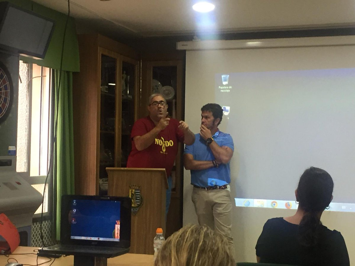 El Domingo hoy se ha celebrado la Asamblea Extraordinaria de la FADS en la sede Sociedad Federadas Personas Sordas de Malaga