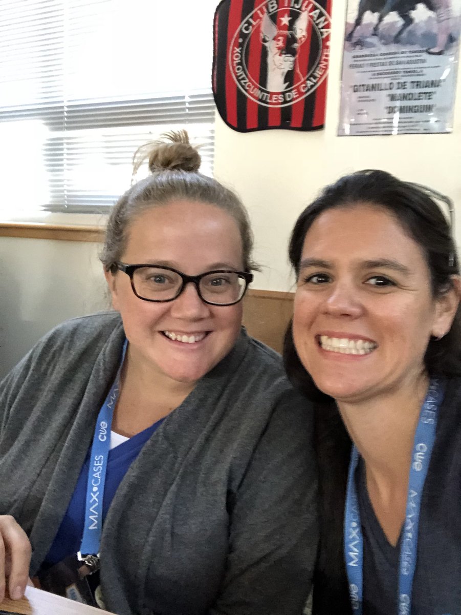 AprilBuege's tweet photo. Met a new friend @summerinschool at @AndersonEdTech โs @PearDeck session at #FallCUE ! #growingpln #wearecue #BetterTogether #studentengagement https://t.co/eYX4ai0d96