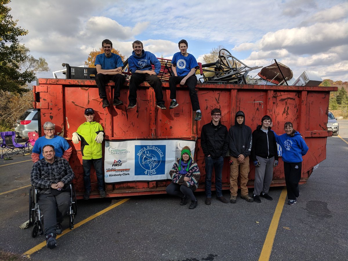 hhs4152's tweet photo. Thanks to everyone who dropped off metal. We plan to continue the metal Drive next weekend! #Huntsville https://t.co/Ceq0UAv0Ly