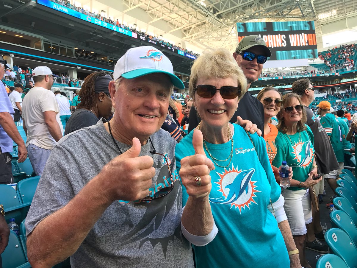 Dolphins win! <a href="/MiamiDolphins/">Miami Dolphins</a> win in OT!...
And as a family footnote, my grandson <a href="/NickOleary35/">Nick O'Leary</a> caught his first pass as a Dolphin and his first TD! Way to go Nick! Way to go Fins! 👍🏼