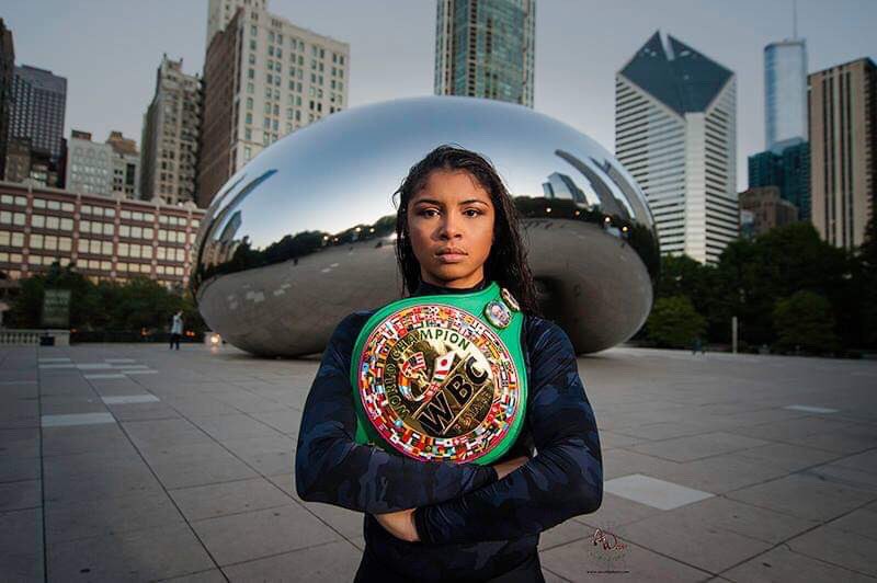 RickRamosBoxing's tweet photo. The QUEEN 👸🏻 OF CHICAGO - Jessica CASKILLA McCaskill 👧🏽💥🥊 📸: @spydawebb23 @EddieHearn 
@jaydi_mac @MatchroomBoxing @WarriorsBoxProm @DAZN_USA @WintrustArena #chicagoboxing #boxing #femaleboxing @WBCBoxing #TeamMcCaskill #RickRamosBoxing https://t.co/MYXi10qdZG