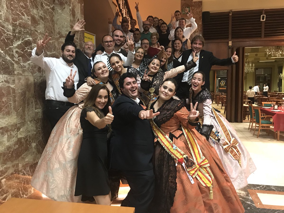 davgarciaperez's tweet photo. Fin de fiestas en honor a la Mare de Déu de la Soledat. Un honor haberlas vivido con buena gente. Muchos y gratos recuerdos en estas fiestas patronales, las últimas de la legislatura. https://t.co/jHkf8LrpoQ