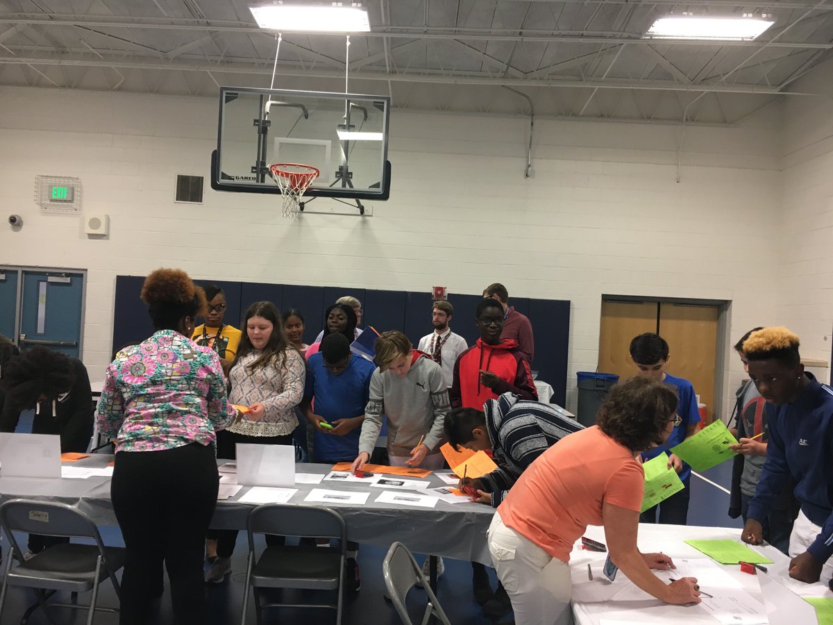 HcpsBrookland's tweet photo. Thank you to all of the community members that helped our 8th grade Cubs learn about budgeting and finial responsibility during Real Money, Real World. #LifeReady #LearningIsCommunitySupported #LearningisConnectedAndAuthentic #LearningIsStudentCentered https://t.co/TFAAY4N6yY
