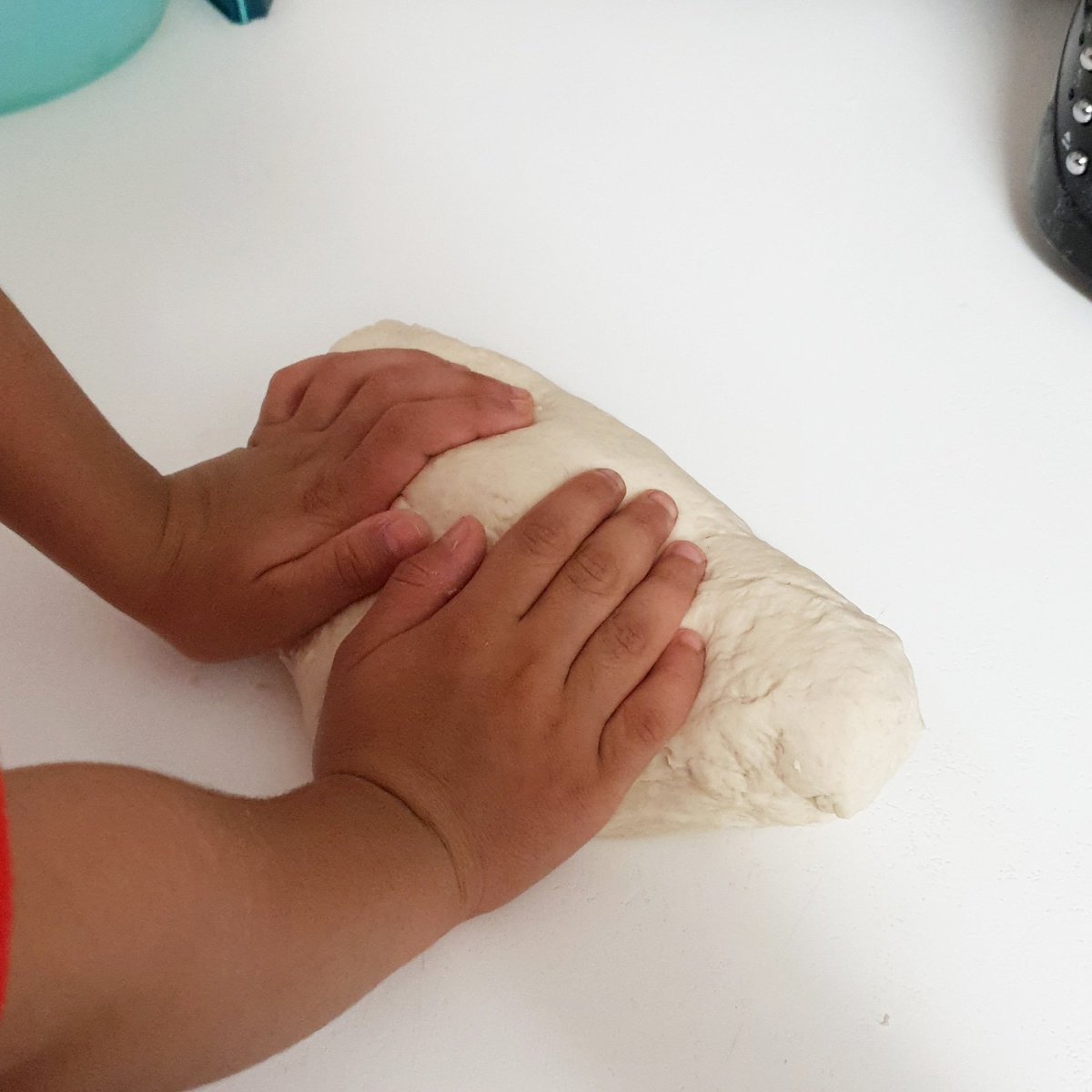 RaisingRayyaan's tweet photo. On Sunday we bake bread. 😊 #KhobzDyelDar #MummysLittleHelper https://t.co/iPekrlULxL