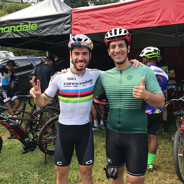 Bikeaospedacos's tweet photo. Hoje foi dia de pedalar com @avancinimtb na trilha superbonder! #bikeaospedacos #bike #bicicleta #pedalrio #pedaltop #pedalmais #pedalpower #clicknabike #aquipedala #souciclista #cycling #pedalabrasil #decorabike #smarttransbike #velocite #semimimi #tri… https://t.co/uhwYNowgMO https://t.co/6Pp166Makz