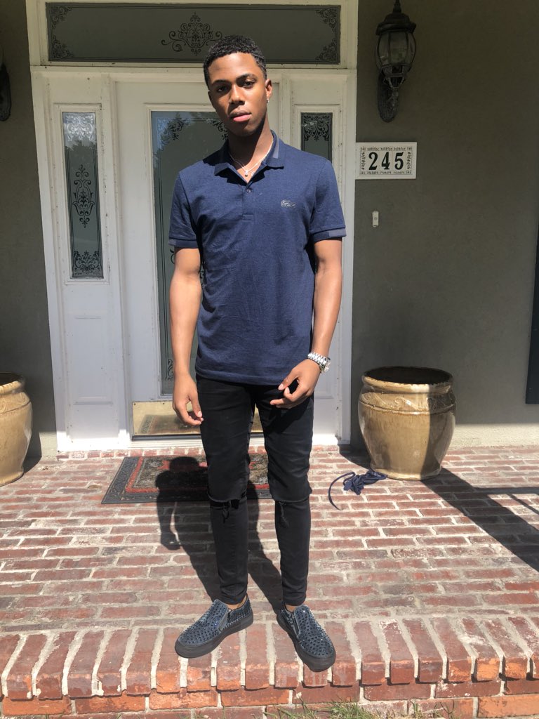 ssoflysaan's tweet photo. Homecoming#2k18 🤯 https://t.co/RqnRRO76iY