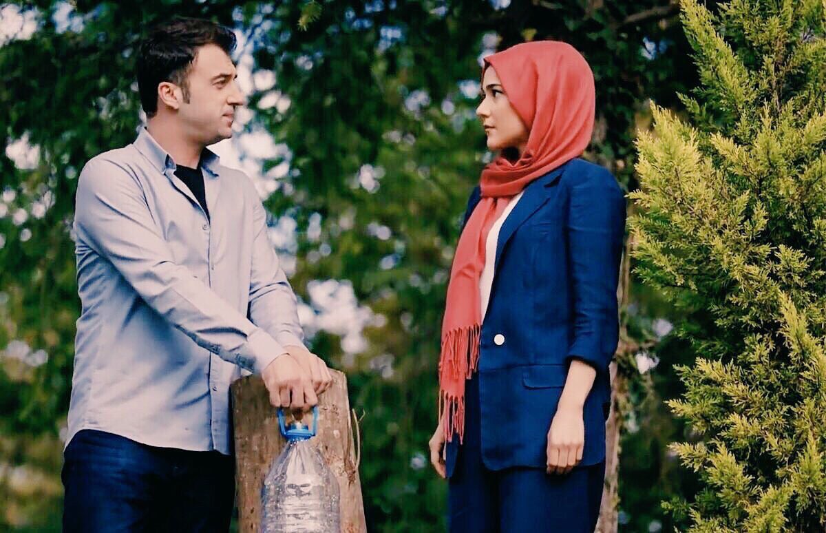 öyle bi sevdaluk bu, öyle derin...

#ParodySAK | #SenAnlatKaradeniz