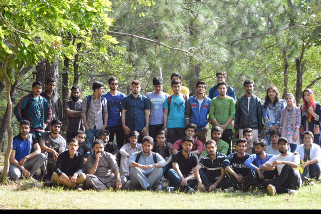 AzazKhan81's tweet photo. @PakprogressiveO 
#hiking
#weekend
#trail5 https://t.co/PeHETcRW0r