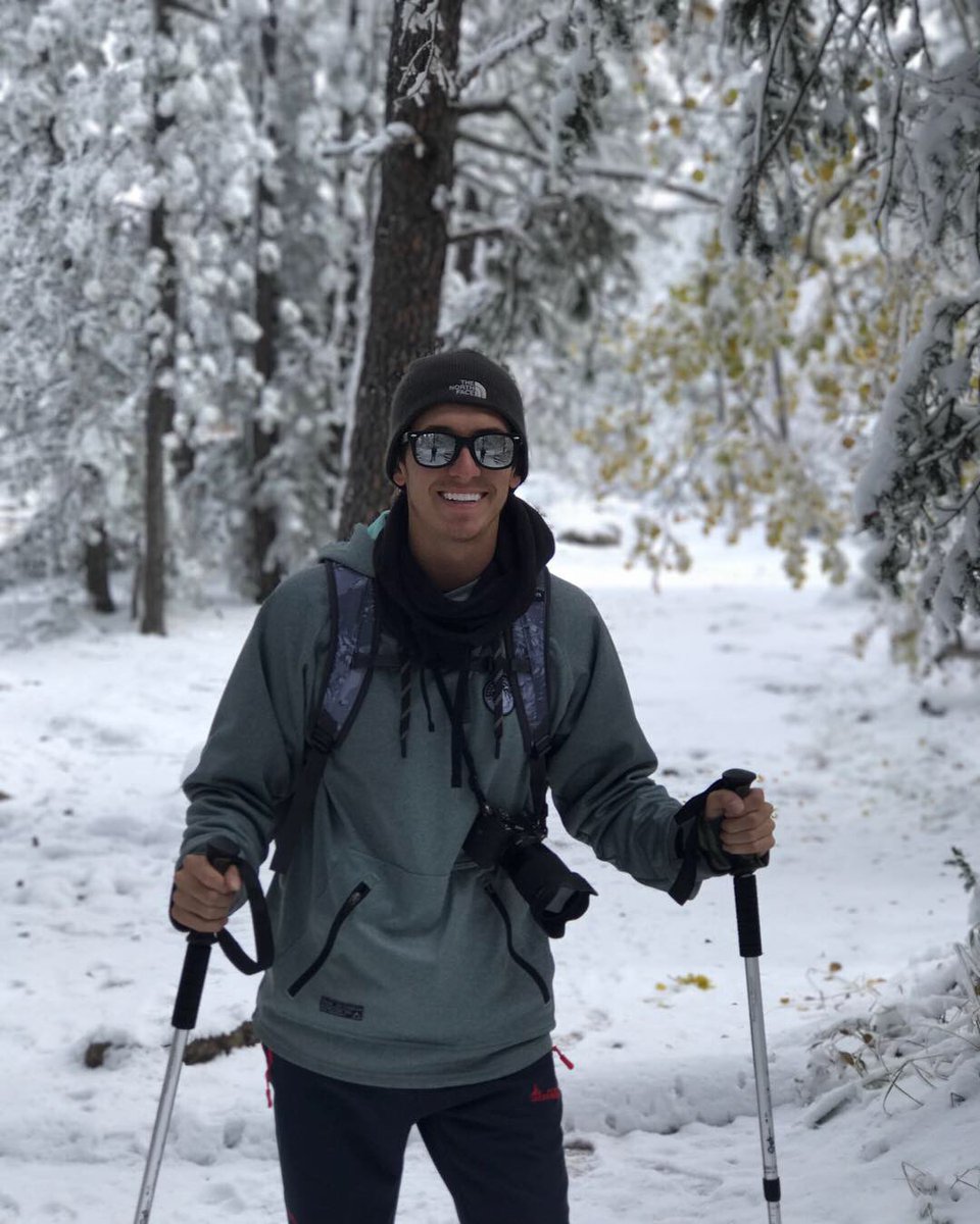 colechrisman's tweet photo. Black Elk Peak ✔️ https://t.co/Xj6Rm48bAD