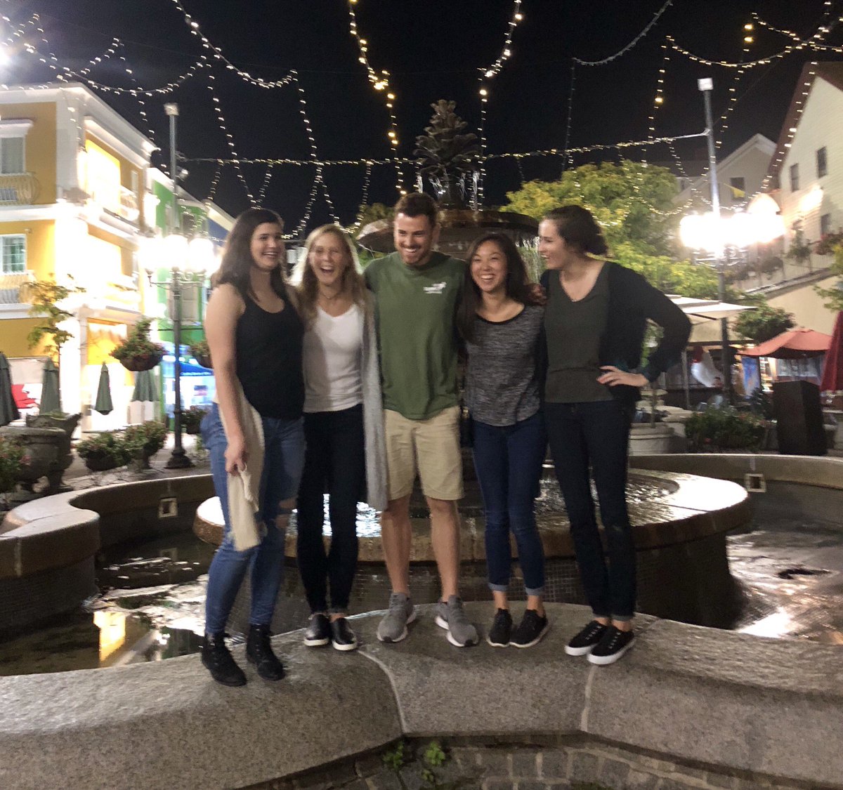 jacobdietz_spt's tweet photo. 5 1st years at their 1st NSC: blessed for the opportunity, increased passion for our unique paths, and copious amount of knowledge, connections, and wisdom for our 3 yr journey and careers together @APTAnsc @ellenschmittspt @SarahBarwig_SPT @Rombach_sPT @KaylazuberSPT #choosePT https://t.co/oNOdX9vyMq