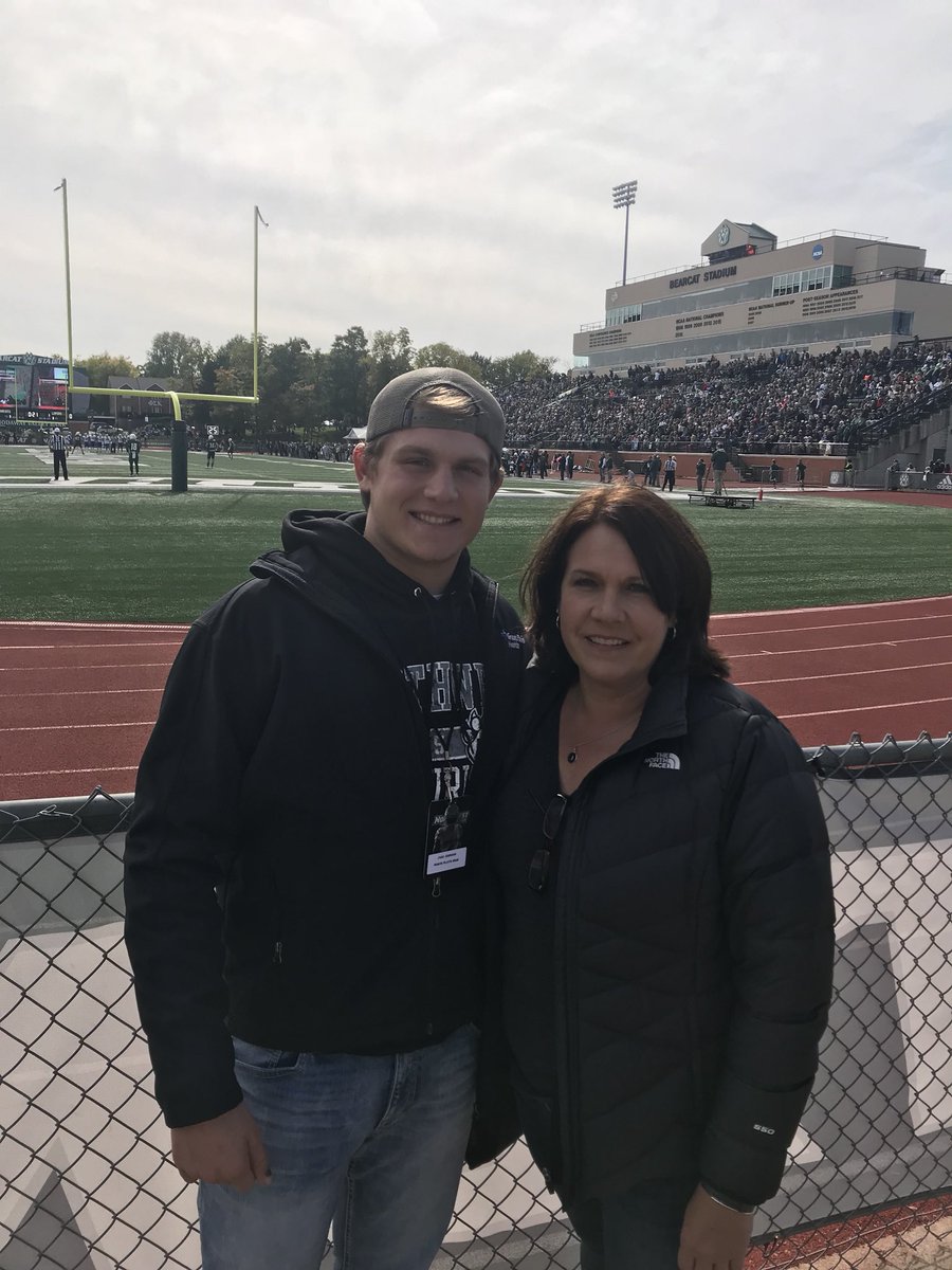 jakeejohnson44's tweet photo. Spent all my life making fun of the bearcats here in Nebraska but I may have just found a new family. @NWBearcatFB https://t.co/ArzB14fBGW