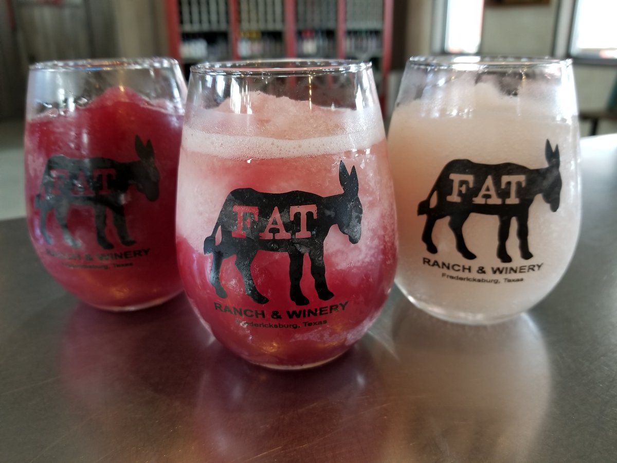 FatAssWinery's tweet photo. It's a beautiful, sunny Sangria Sunday - 2 for 1 on our fabulous frozen Sangria drinks 11-5 pm today. #FatAssWinery #nopinkies #HillCountryWine #WineTours #Fredericksburg #Winos #PeachWine #WineClub #SangriaSunday #TxWine https://t.co/vHYcAXgEmY