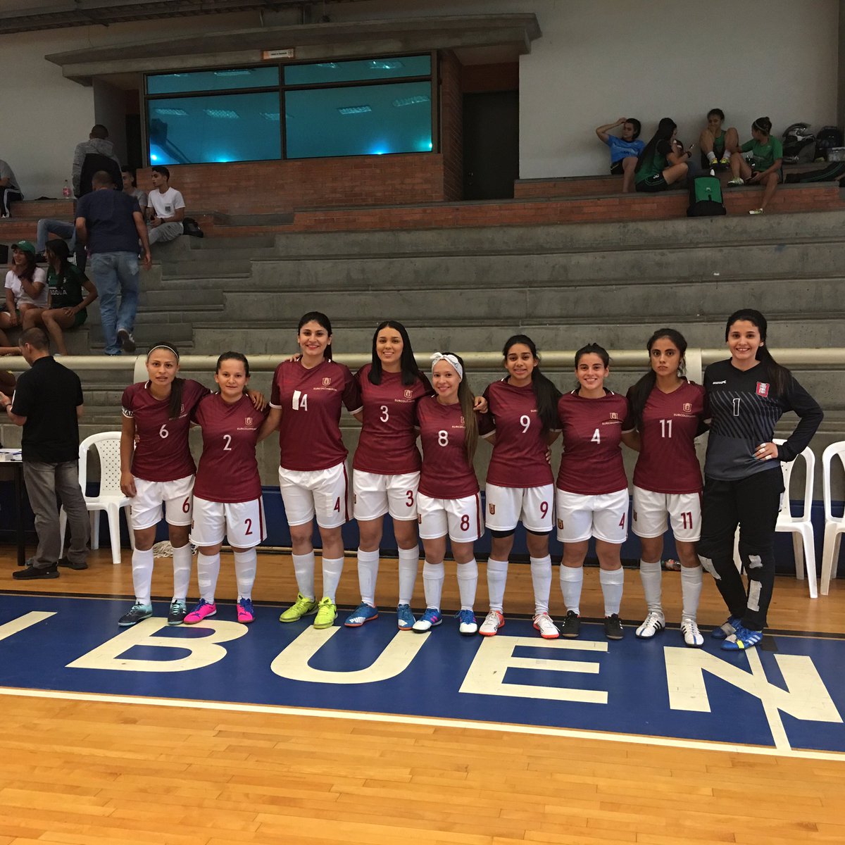 fraga71161's tweet photo. Equipo de la universidad surcolombiana en la final nacional Ascun 2018 Medellin https://t.co/u5xg3QNeZK