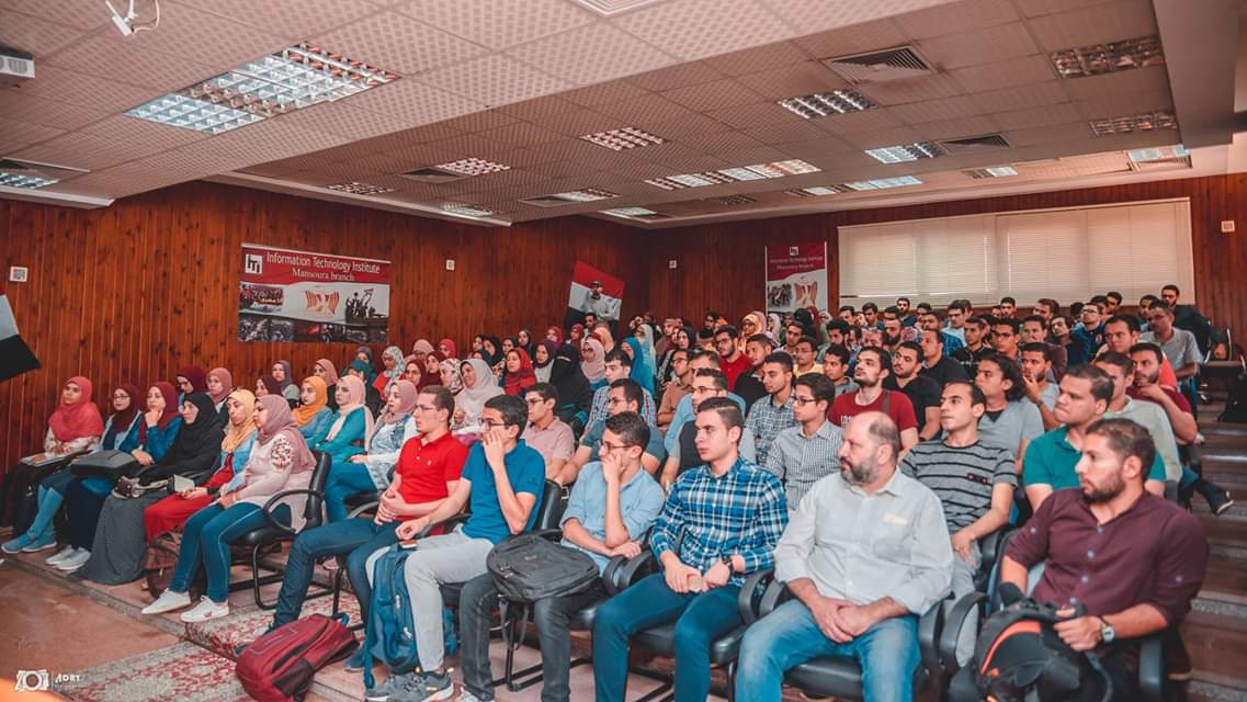 Akram_Zeyada's tweet photo. My session @GoogleARVR #GoogleVRAR in @Devfest18 at @GDG_DeltaUniv with a great attenduce @gdg @googledevs #DevFestMENA #DevFestStories https://t.co/NjPK3vbmKT