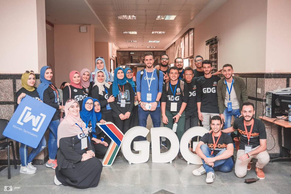 Akram_Zeyada's tweet photo. My session @GoogleARVR #GoogleVRAR in @Devfest18 at @GDG_DeltaUniv with a great attenduce @gdg @googledevs #DevFestMENA #DevFestStories https://t.co/NjPK3vbmKT