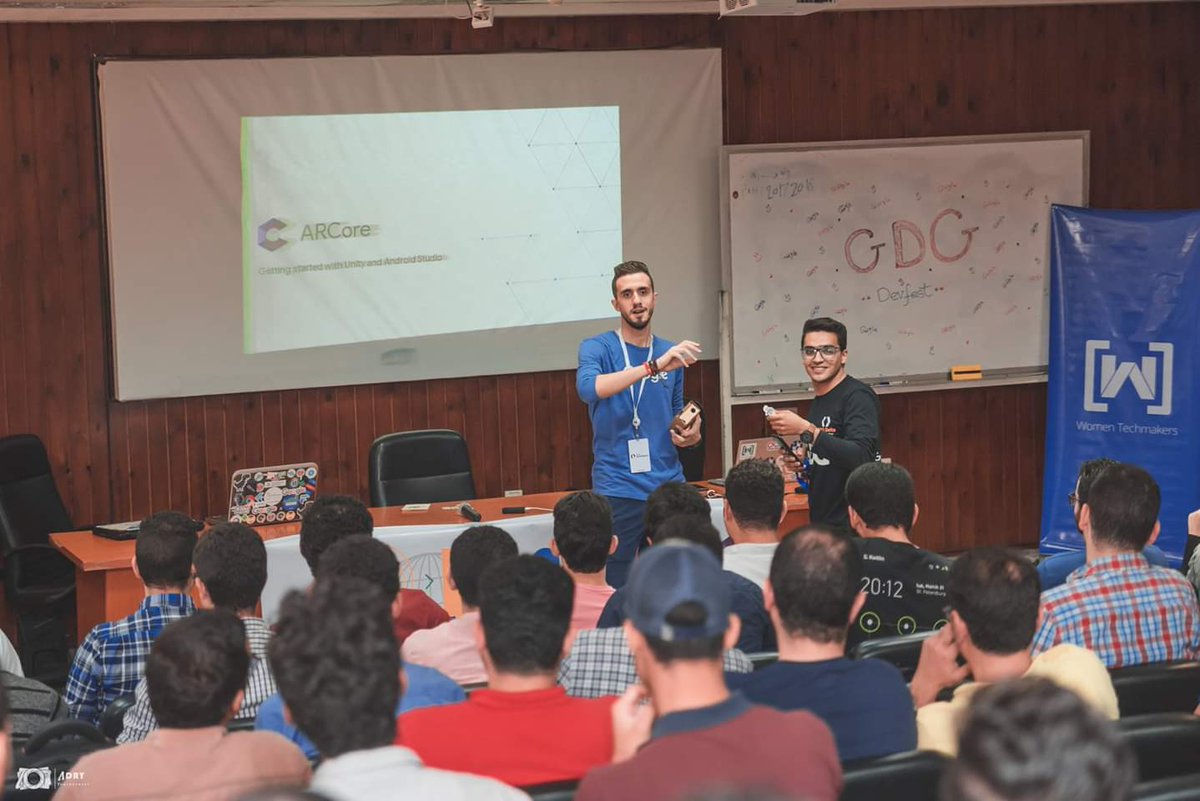 Akram_Zeyada's tweet photo. My session @GoogleARVR #GoogleVRAR in @Devfest18 at @GDG_DeltaUniv with a great attenduce @gdg @googledevs #DevFestMENA #DevFestStories https://t.co/NjPK3vbmKT