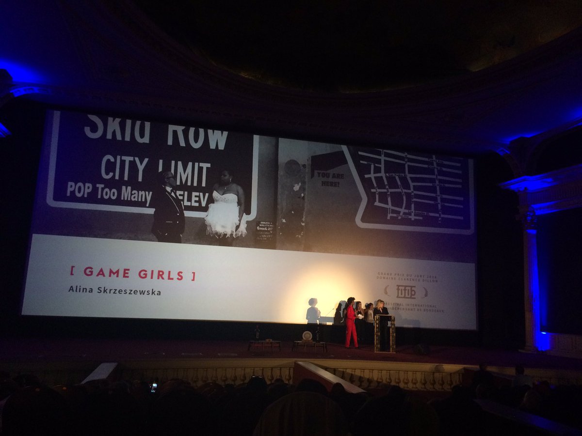fvilcocq's tweet photo. #fifib2018 Grand Prix du Jury @fifib33 « Game Girls » d’ #AlinaSkrzewska un film soutenu par la Région @NvelleAquitaine @al_rousset @ALCA_NAquitaine https://t.co/Xn0C93PF36