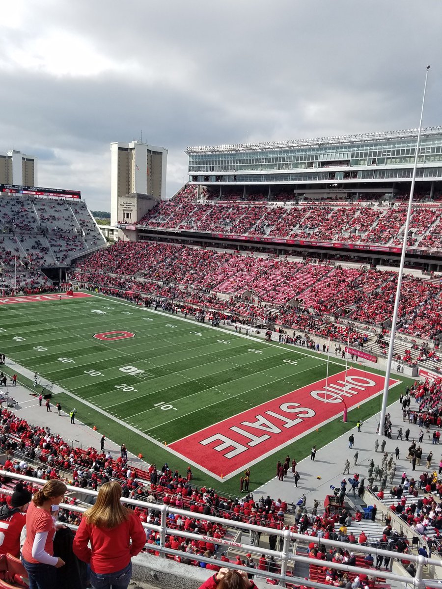 7SilverBack23's tweet photo. Yesterday, #Buckeye #midwest https://t.co/HAxshZC7y6