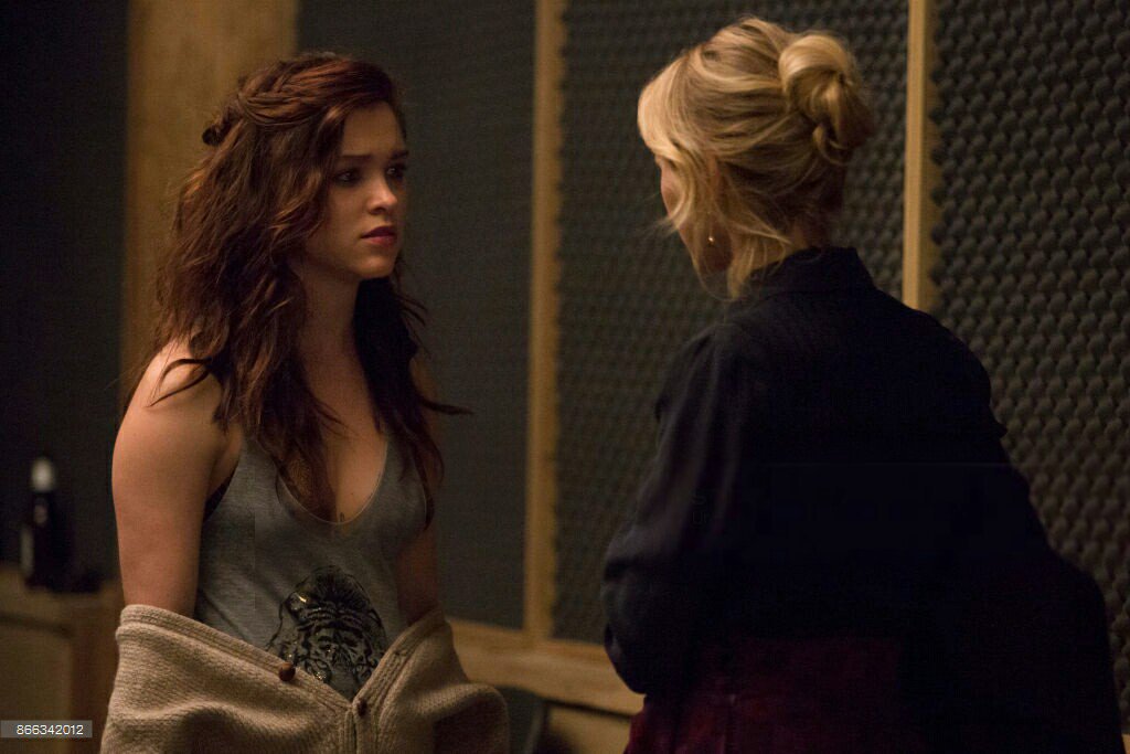 christi88158108's tweet photo. @NetflixLifee #Gypsy is every day important and I love to watching #Jeaney 
#saveGypsy #GypsyFanmatters #Gypsyseason2 https://t.co/ojGe6iIRqh