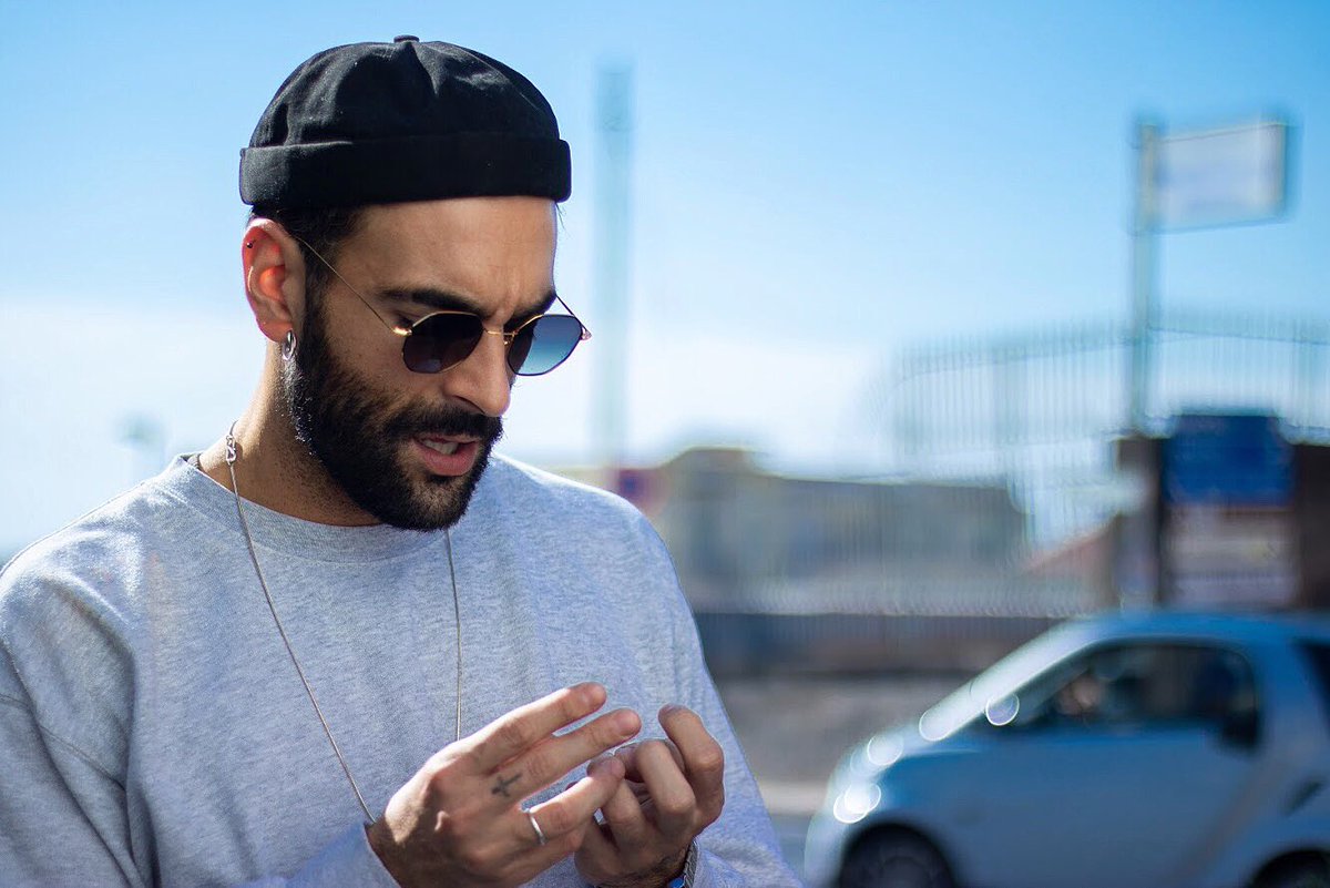 mengonimarco's tweet photo. Buona vita
per tutti i giorni distanti,
Buona vita
e per la vita che è qui davanti.
#VOGLIOBUONAVITA https://t.co/R7yG8mEgqi
